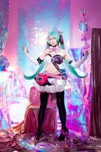 #星之迟迟_Vol.293_Miku初音未来_喵斯快跑_[73P+1V-2.75GB]